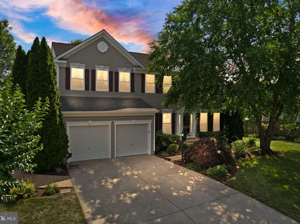 8509 Deal Ct, Bristow, VA 20136