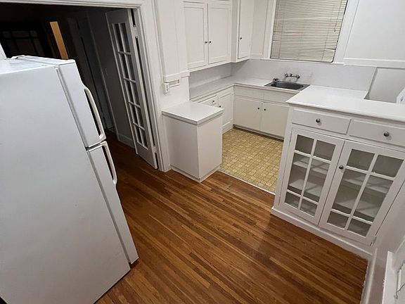5th image of 1485 Waller St APT 201