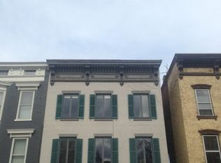 538 Warren St, Hudson, NY 12534