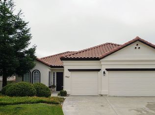 1907 Oxford Ct, Salinas, CA 93906