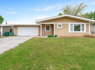 524 Raven Rd, Valparaiso, IN 46385