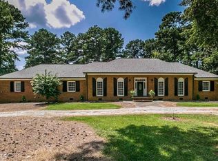 945 Poplar St, Monroe, GA 30655