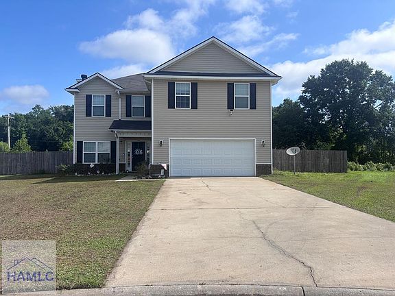 3rd image of 87 Clydesdale Ct NE