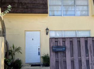 3794 SW 60th Ter #8, Fort Lauderdale, FL 33314