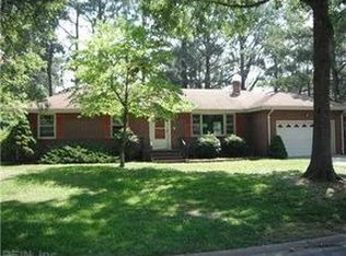 1893 Rosemary Ln, Chesapeake, VA 23321