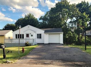 114 Claire Rd, Syracuse, NY 13214