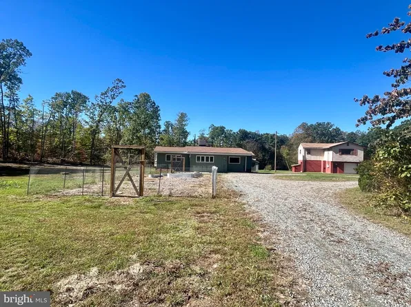 517 Doctors Rd, Louisa, VA 23093