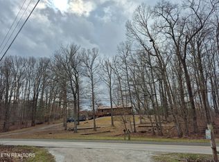 911 Big Ridge Rd, Oneida, TN 37841