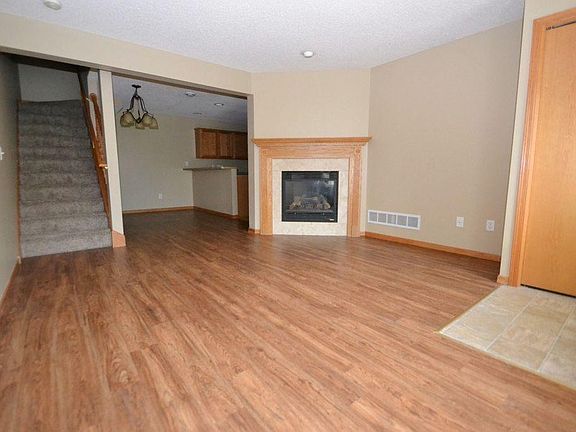 3rd image of 1631 Patriot Ln