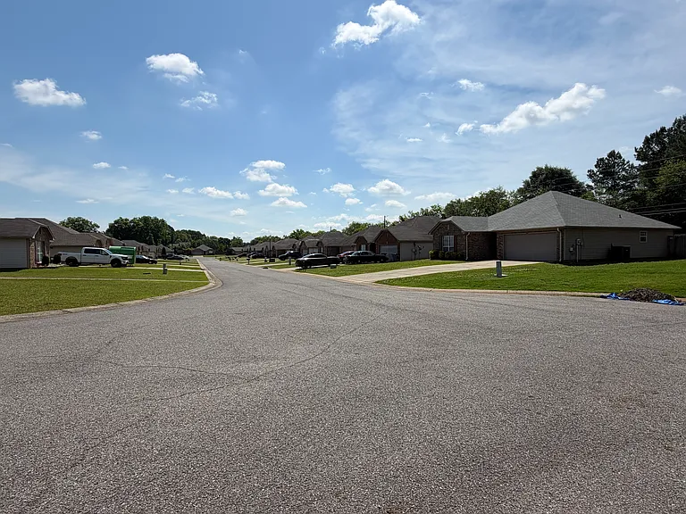 3447 Jeanne Ln — Photo 16