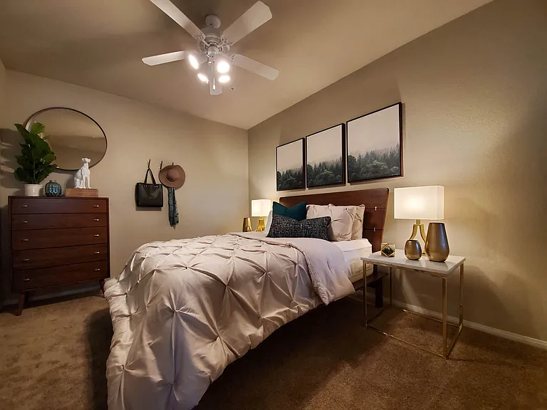 2a2 1140 SQFT 2 Bed 2 Bath