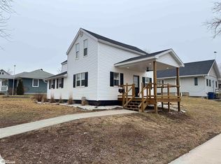 421 5th St, Manning, IA 51455