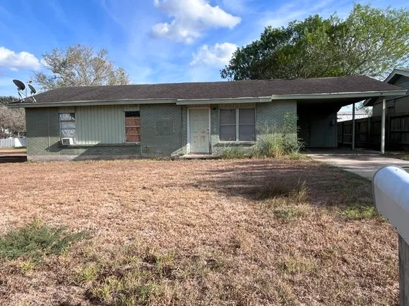 910 S Frans St, Hebbronville, TX 78361