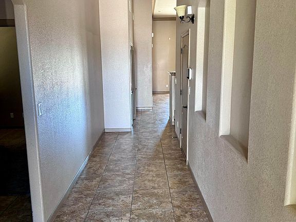 4th image of 14248 Valour Point Ave
