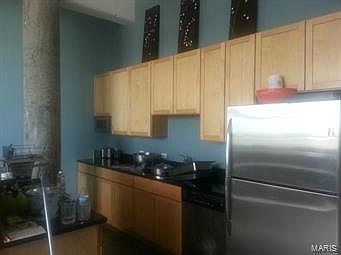3rd image of 2323 Locust Ave #509