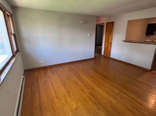 544 S Water St APT 2W, Wilmington, IL 60481