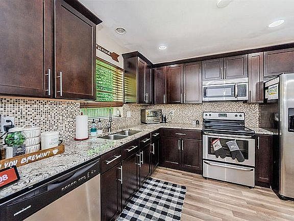 2nd image of 1819 Audrey Dr