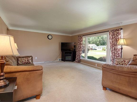 2nd image of 29808 Franklin Ave