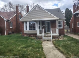 18330 Warwick St, Detroit, MI 48219