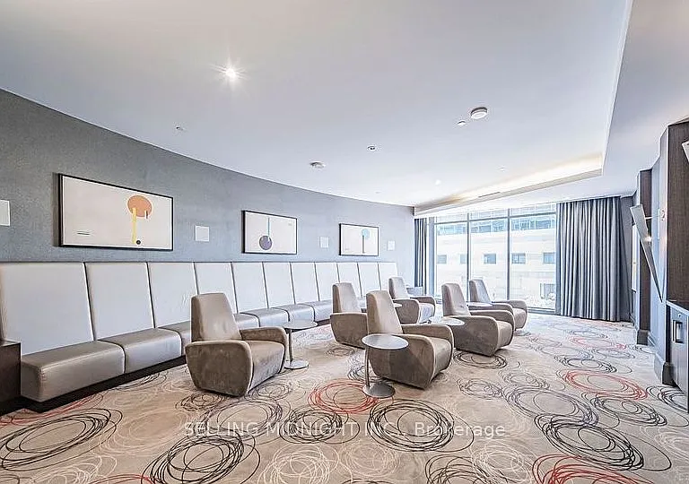 5162 Yonge St #Penthouse 301 — Photo 24