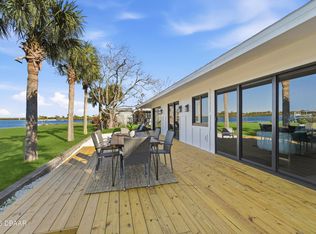 203 Parkwood Ln, Edgewater, FL 32132