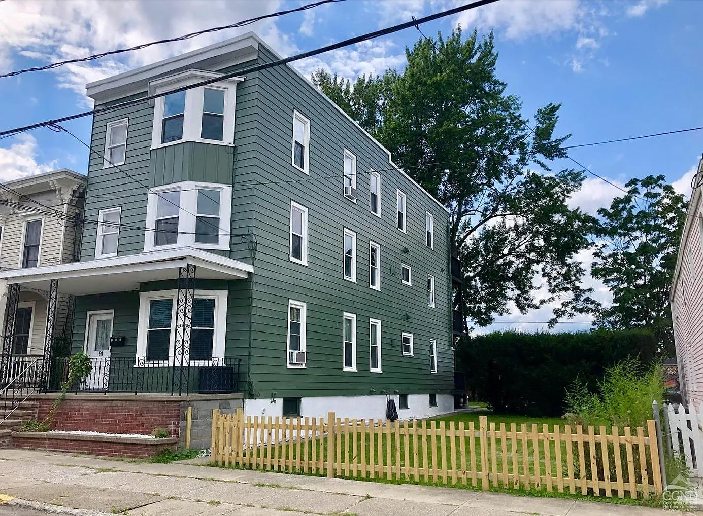 2 bed, 1000 sqft, $2,750 — Photo 1