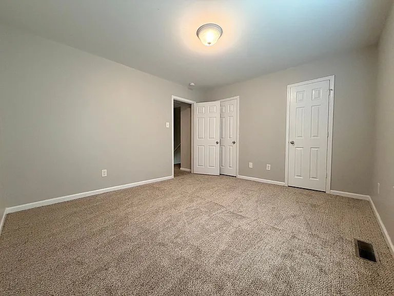 8700 White Rock Lane Units 1-3 — Photo 13