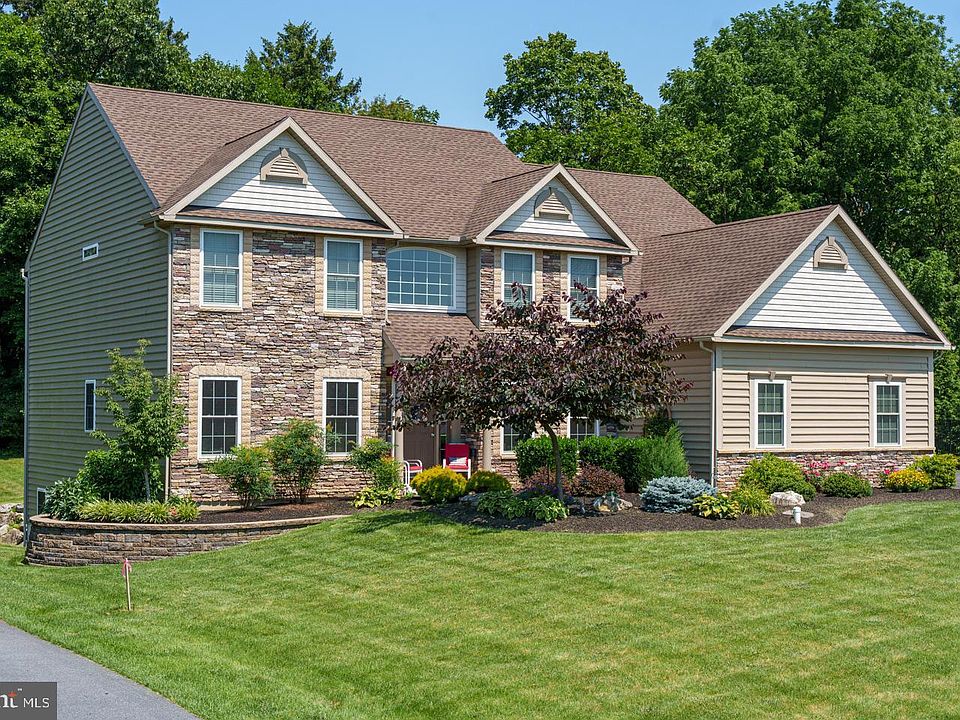 55 Stella Dr, Sinking Spring, PA 19608 Zillow