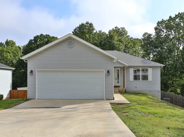 321 Dogwood Pl, Reeds Spring, MO 65737