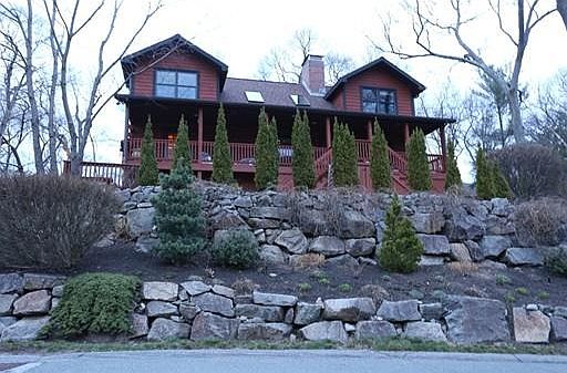1st image of 35 Bates Park Ave