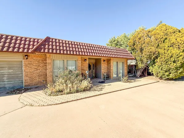 315 Oak Dr, Pampa, TX 79065