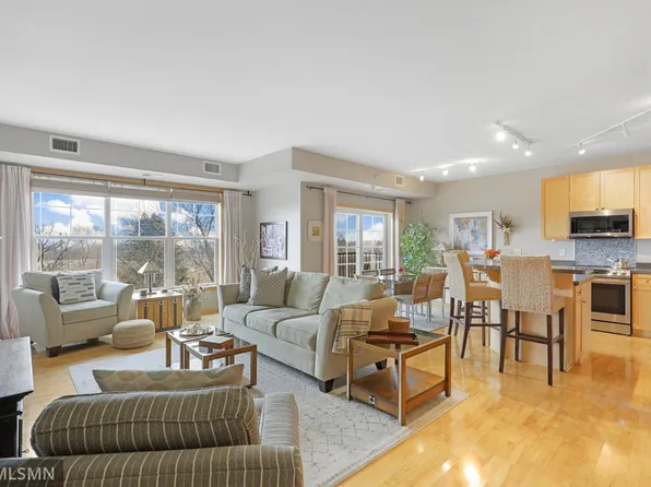 1800 Graham Ave Unit 304, Saint Paul, MN 55116