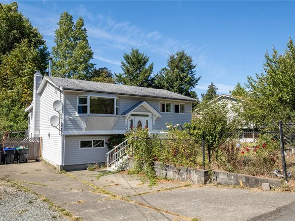 259 Denman St, Comox, BC V9M 3B5