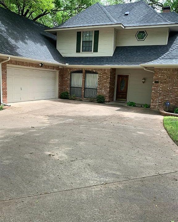 1st image of 708 Creek Tree Dr