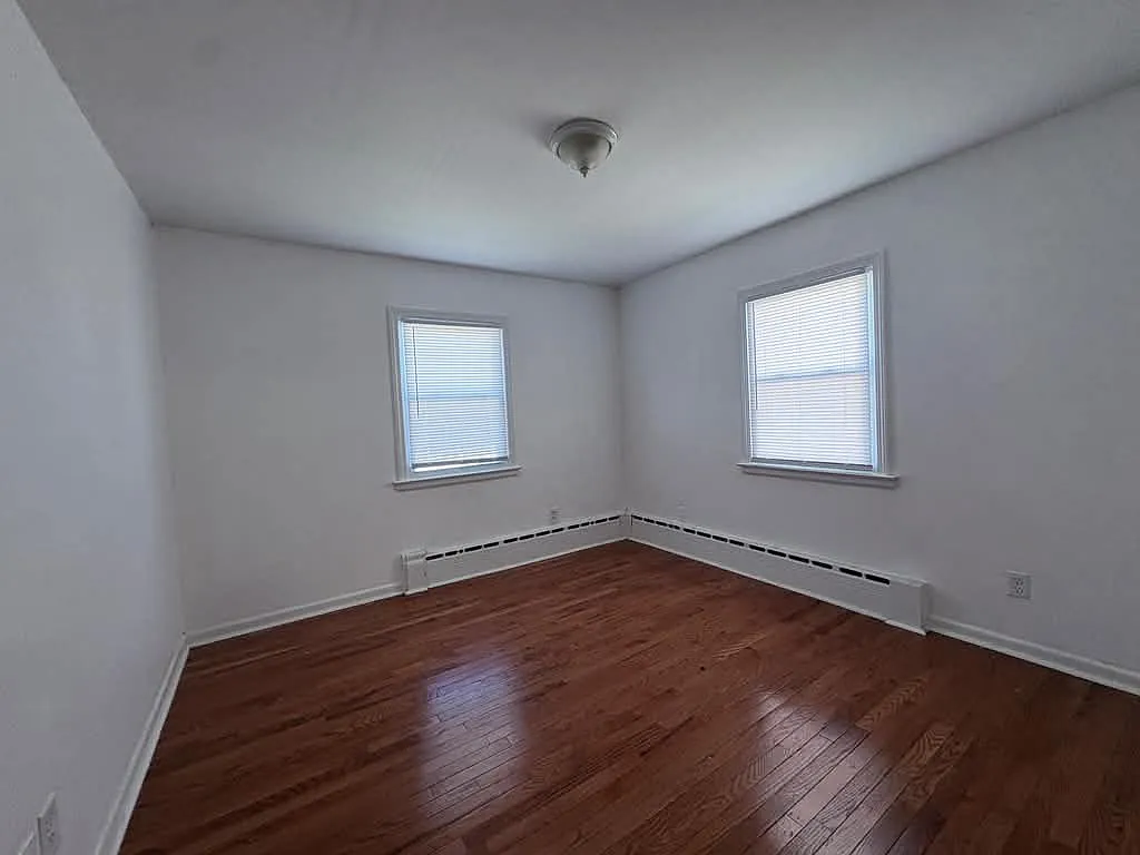 2 bed, $1,550 — Photo 3
