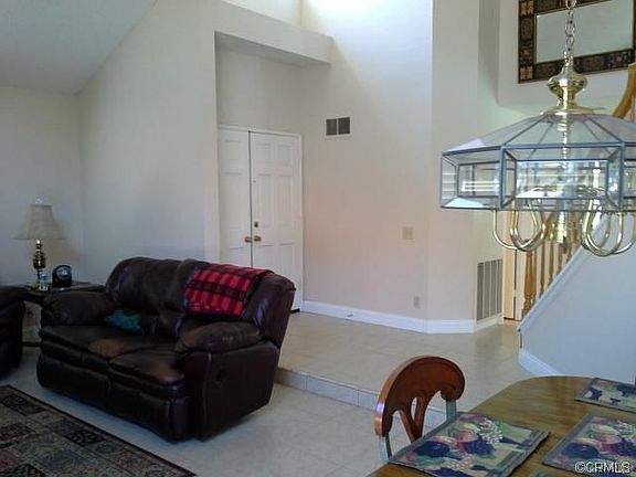 3rd image of 2530 Heritage Dr