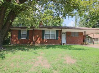 1048 Mount Moriah Rd, Memphis, TN 38117