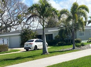 333 Bath Club Blvd N, Saint Petersburg, FL 33708