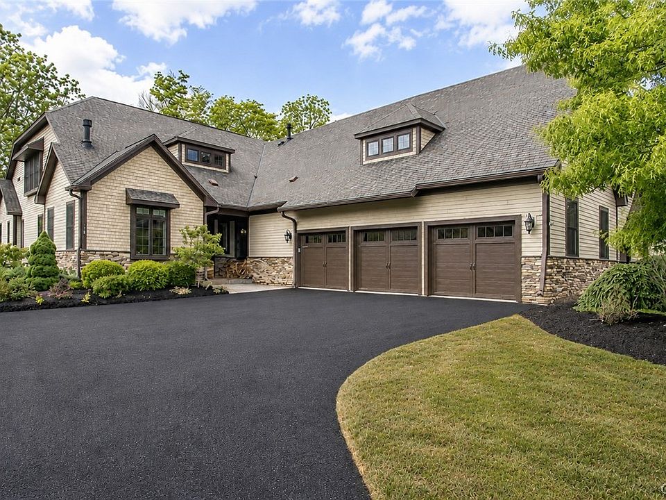 1st image of 118 Buchmans Close Cir