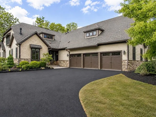 118 Buchmans Close Cir, Fayetteville, NY 13066