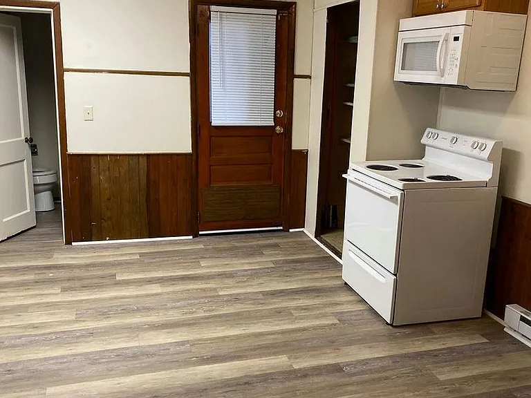 401 Arch St #403 — Photo 16