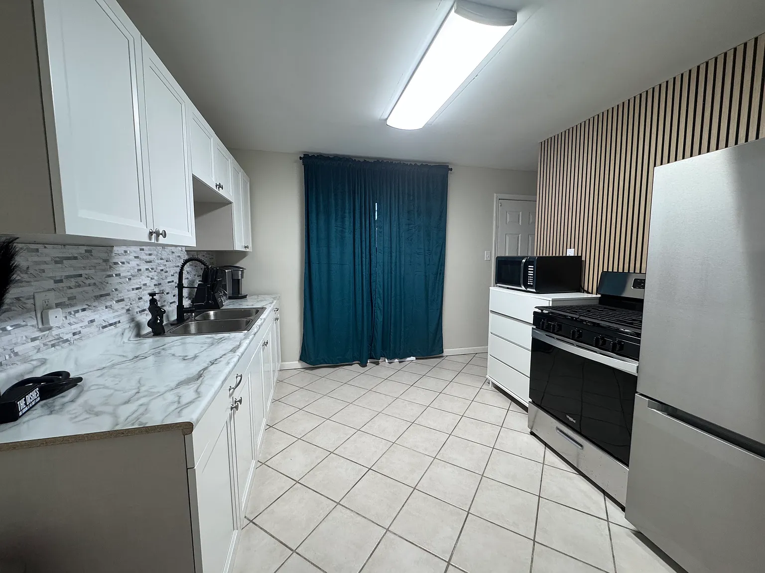6110 Ash Ave — Photo 2