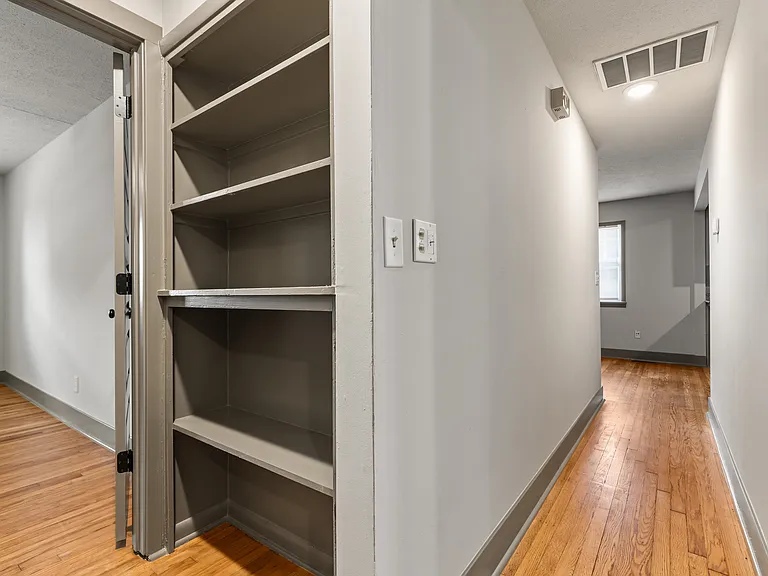 520 S Duncan Ave — Photo 6