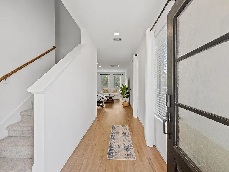 2019 Iris Hills Ln — Photo 6