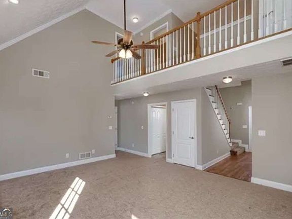 4th image of 135 Saddle Ln