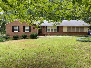 128 Brookberry Rd, Mount Airy, NC 27030