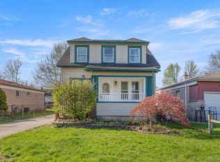 26045 Eton Ave, Dearborn Heights, MI 48125