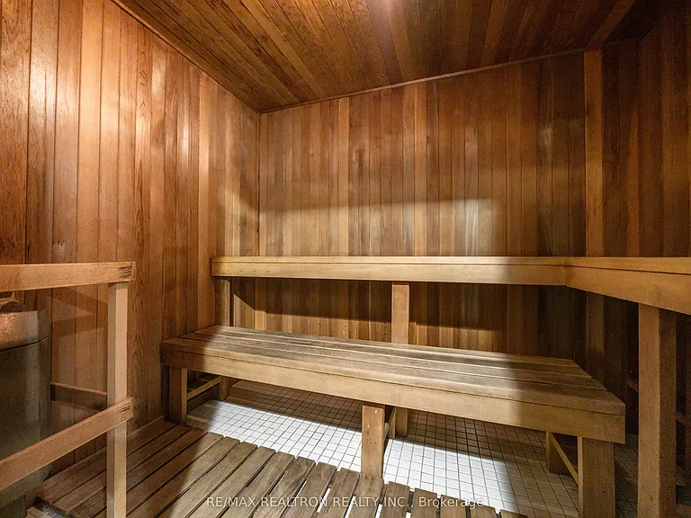 218 King St E #320 — Photo 28