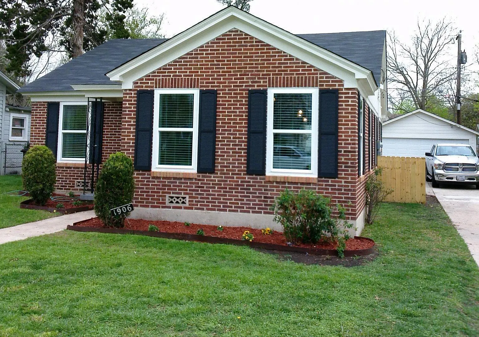 2 bed, 1179 sqft, $1,595 — Photo 1