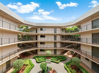 8520 SW 133rd Avenue Rd APT 323, Miami, FL 33183